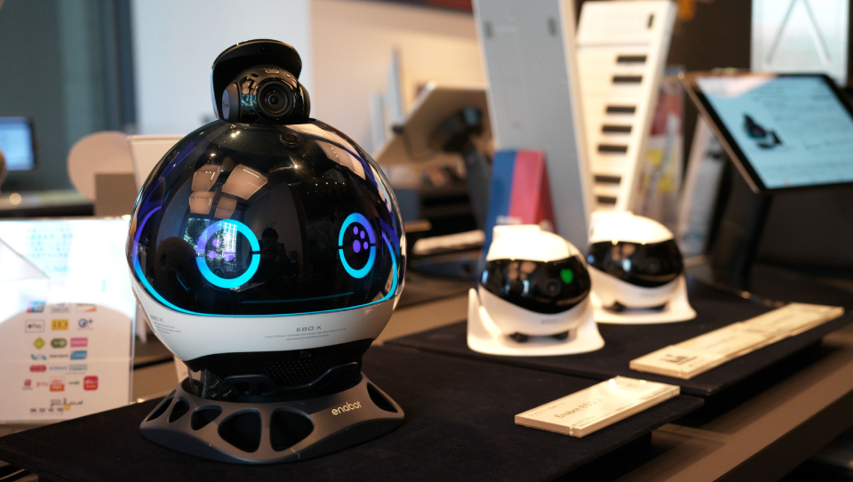 Enabot 机器人正式入驻日本茑屋家电体验馆！